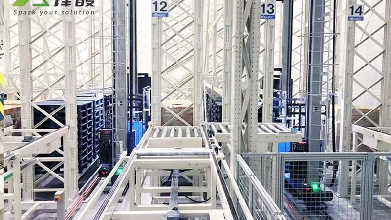 阁楼货架二层平台设计：安全与效率的双重考量**